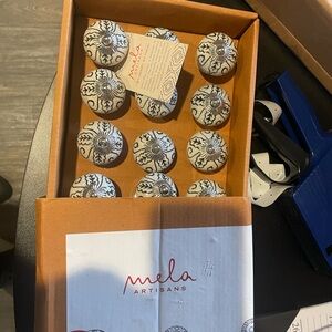 Mela Artisans Black and White Ceramic Knobs